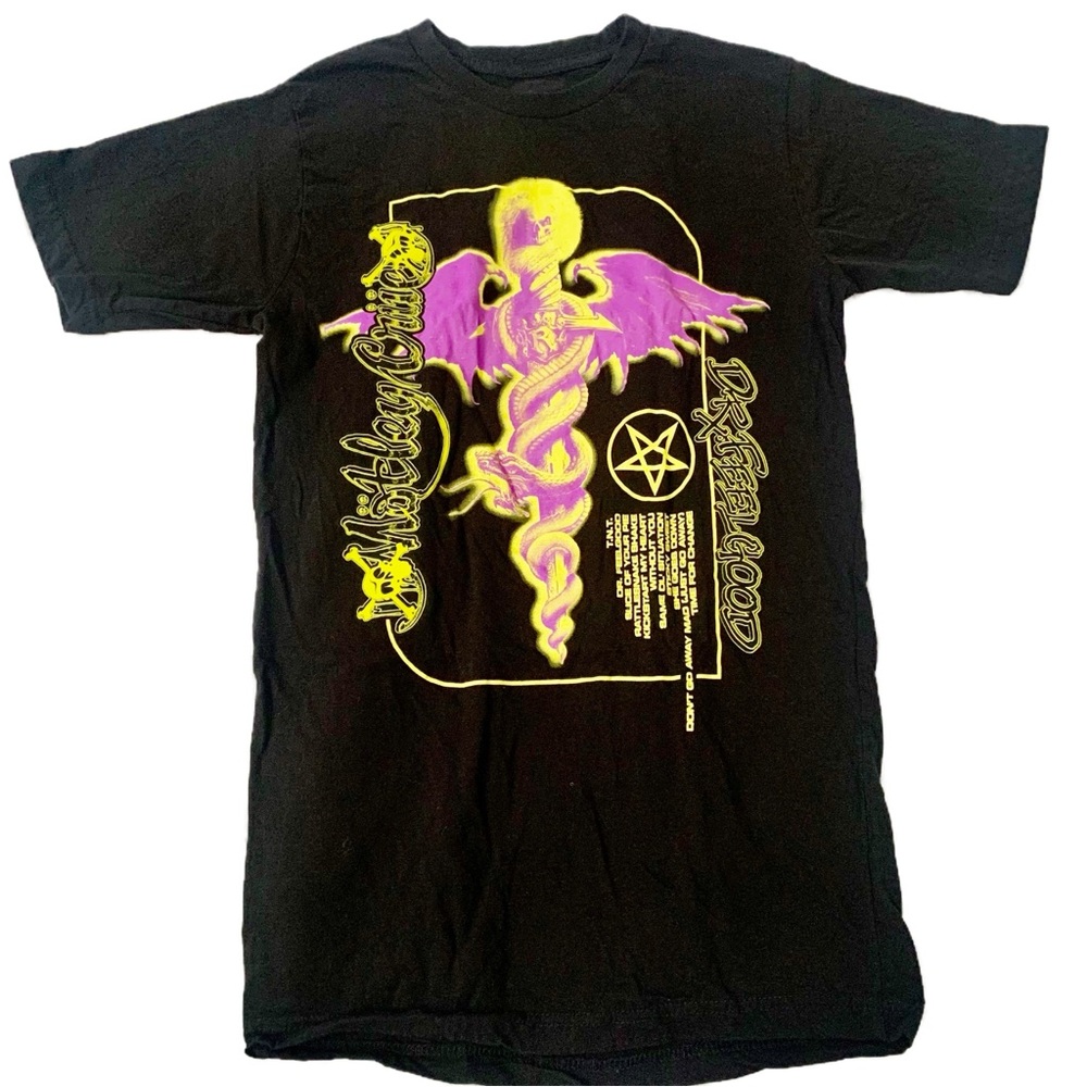 Motley Crue Short Sleeve TShirt Size S/M